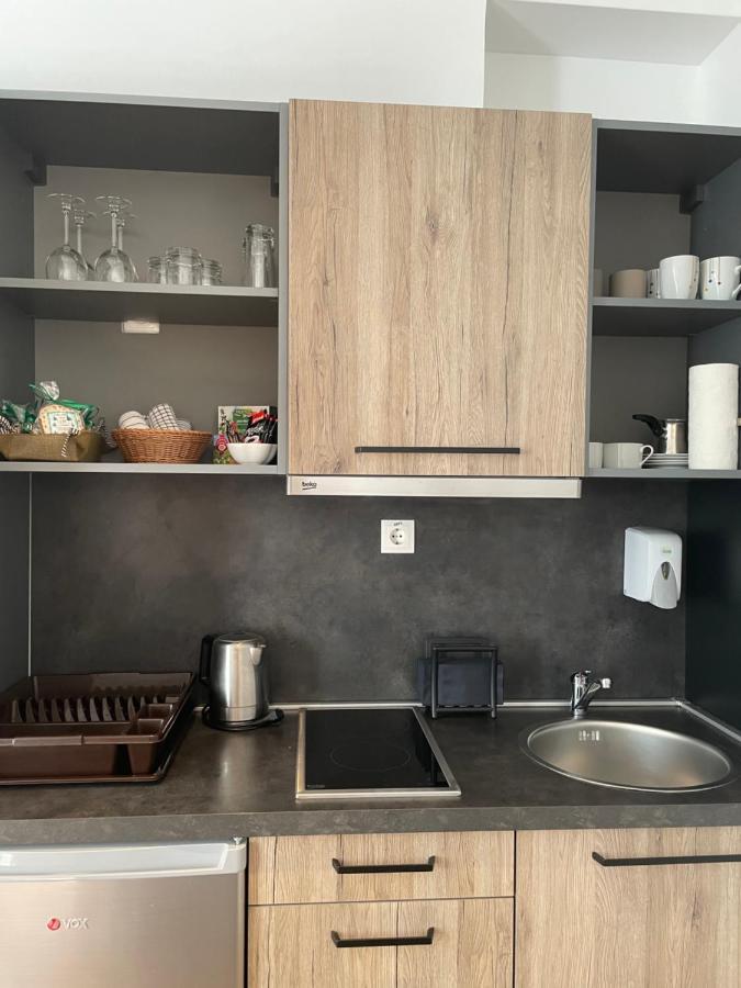 Falling Star Apartman Брзече Экстерьер фото